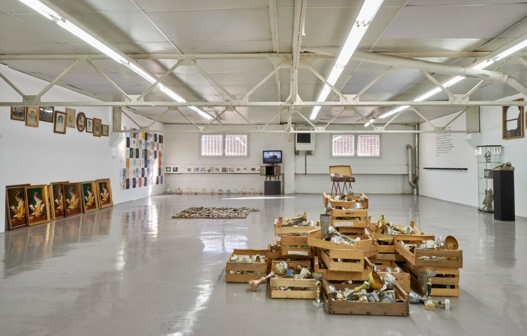 LC-2020 - L'éternel objet - 01