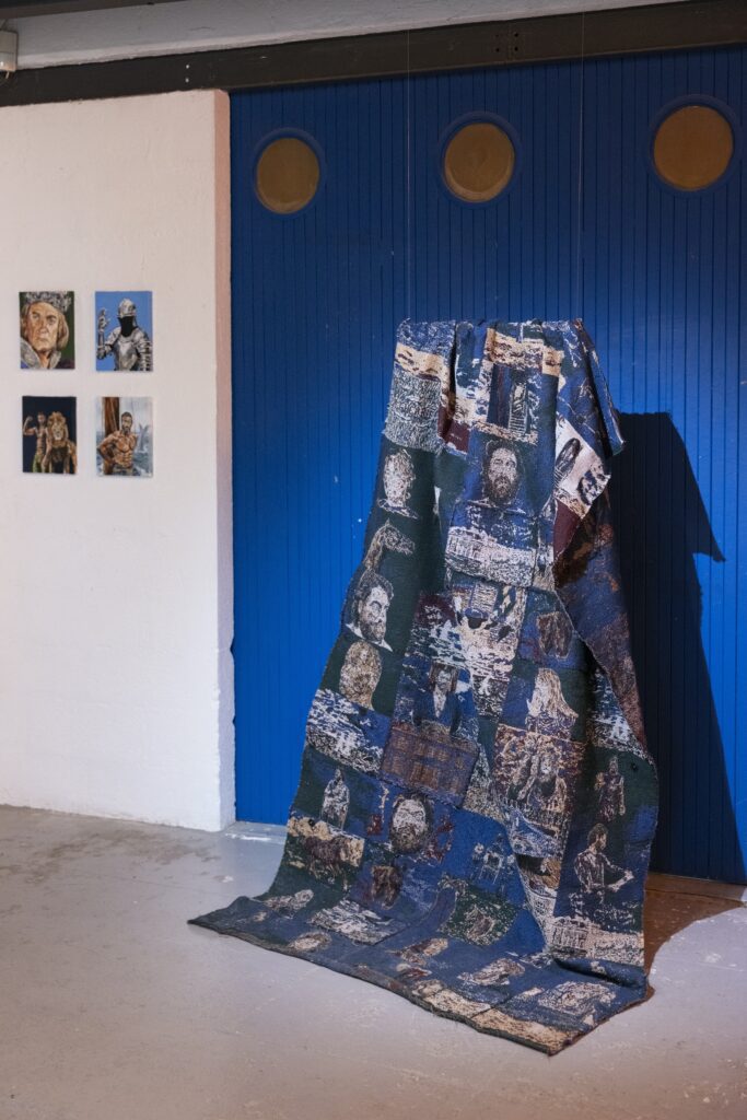 Jérémie Danon a réalisé un film comme un conte contemporain et le présente à Lieu-Commun avec Le Nouveau Printemps sous forme d’installation, accompagné d’objets : des reliques de l’aventure. Pour sa nouvelle édition, du 23 mai au 22 juin 202