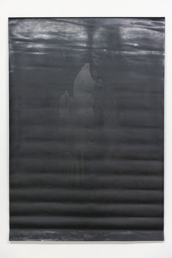 Entre les deux, des chemins. Exposition collective à Lieu-Commun. Air de Midi, réseau art contemporain en Occitanie, Documents d'Artistes Occitanie, Lieu-Commun, artist-run space et Le Nouveau Printemps s'associent pour une exposition inédite. En écho